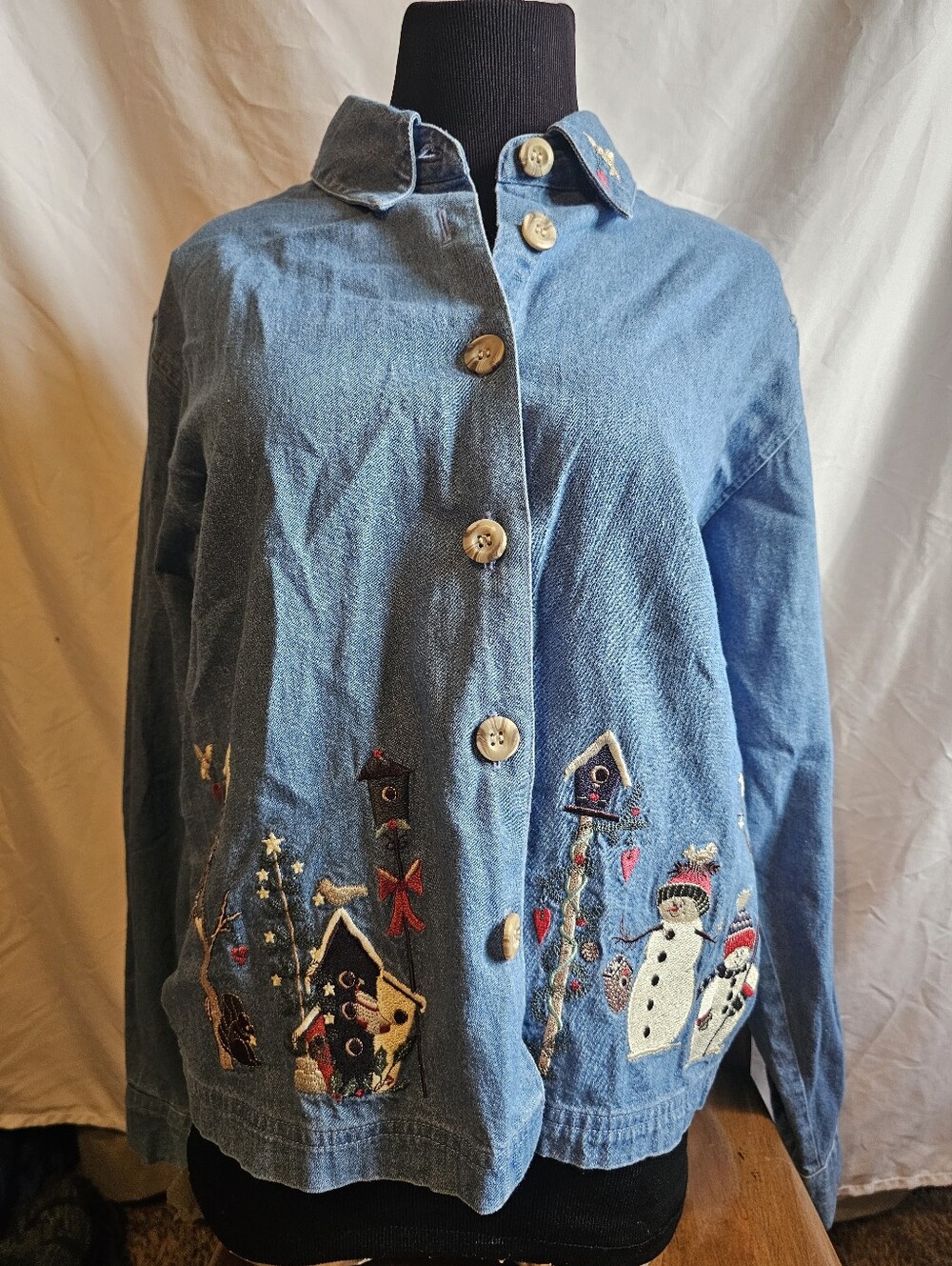 Women's Embroidered Blue Denim Button-Up Jacket Shirt Medium